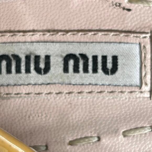 Miu Miu Women’s Beige Patent Leather Bow Crystal Studded Pumps Size 40.5 US 9.5 - Picture 12 of 14